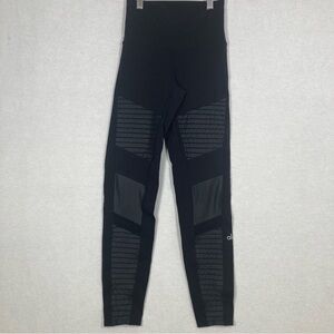 ALO Yoga Women’s Black Leggings with Ribbed Design XXS